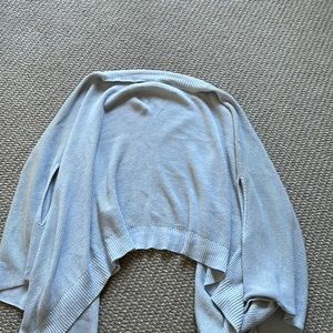 Lululemon Forward Flow Cape in Silver Fox / Alpine White OS